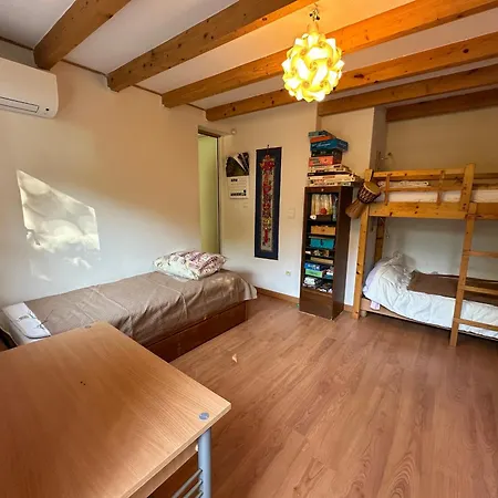4 Faces A Avec Piscine Et Terrasse - Fr-1-732-67 *