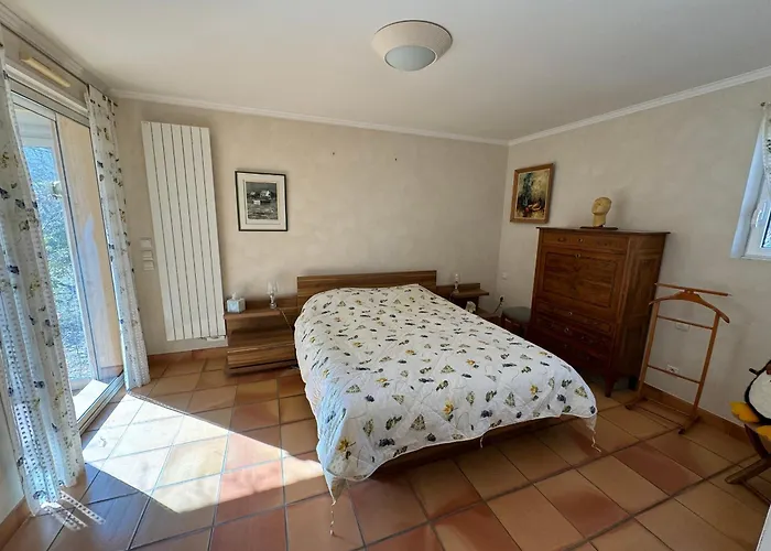 Casa de Férias 4 Faces à Laroque-des-albères Avec Piscine Et Terrasse - Fr-1-732-67 Laroque-des-Albères